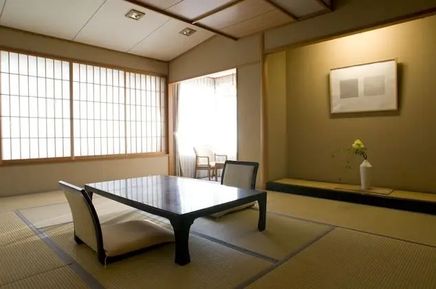 Oda, Sigara İçilmez (Japanese Style, Tatami 10)