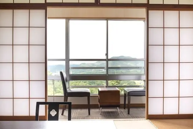 Traditional Oda, Japon Şiltesi, Sigara İçilmez, Bahçeli