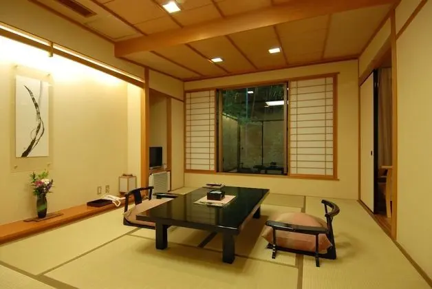 Superior Oda, Sigara İçilmez, Dağ Manzaralı (Japanese and Western Style)