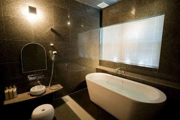 Villa (For 4 people)
