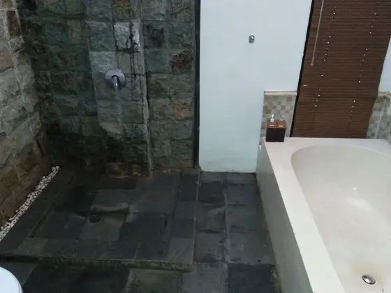 Süit, 1 En Büyük (King) Boy Yatak, Teras, Bahçe Manzaralı