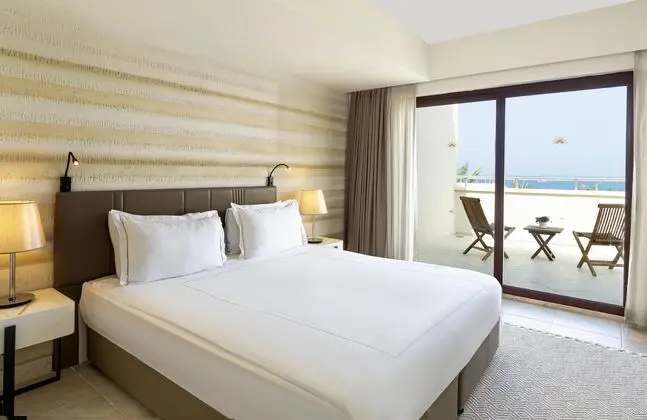 https://images.etstur.com/imgproxy/resize/2560x1440/files/images/hotelImages/etsrooms/503259/Arin_Resort_Bodrum_20241104175503_5.jpg