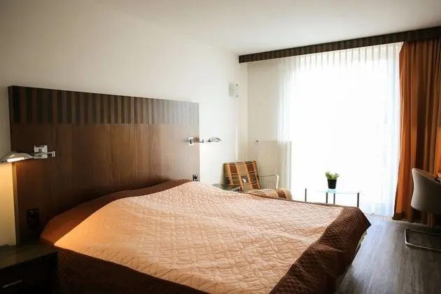 Comfort Tek Büyük Yataklı Oda