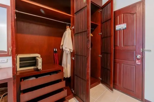 Deluxe Oda, 2 Çift Kişilik Yatak, Balkon, Bahçe Manzaralı