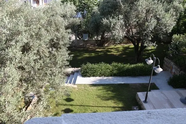 Standart Oda, Bahçe Manzaralı