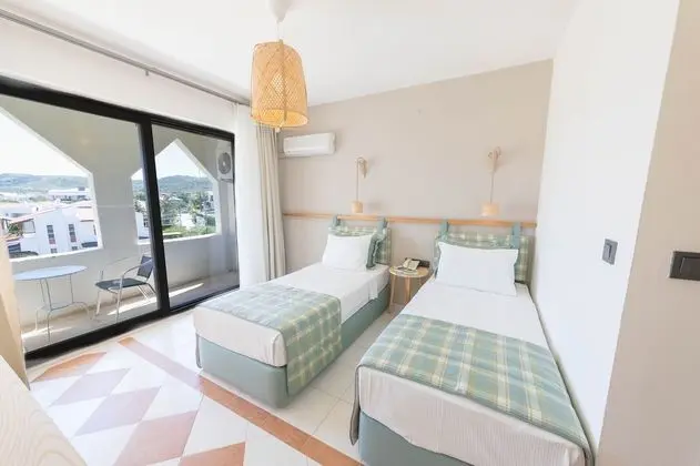 Deluxe Oda, 1 Çift Kişilik veya 2 Tek Kişilik Yatak, Balkon
