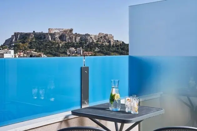 Superior Oda (Acropolis View)