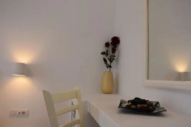 Traditional Tek Büyük veya İki Ayrı Yataklı Oda, Balkon, Avlu Manzaralı
