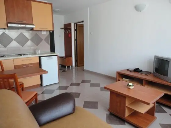 Family Apart Daire, 1 Çift Kişilik Yatak ve Çekyat, Sigara İçilmez, Küçük Mutfak