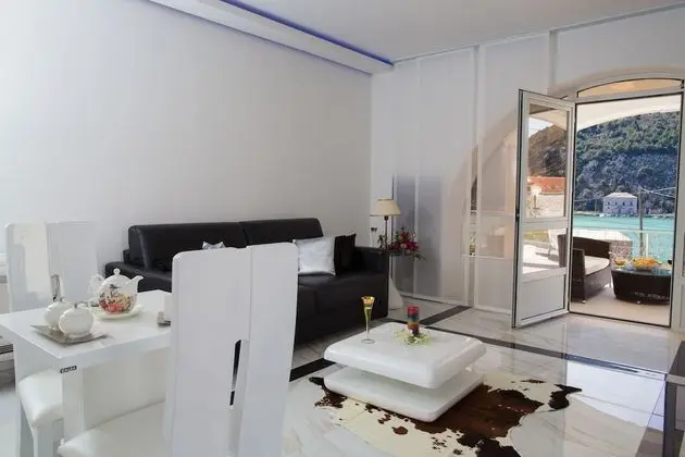 Villa, 4 Yatak Odası, Kişiye Özel Havuzlu, Deniz Manzaralı