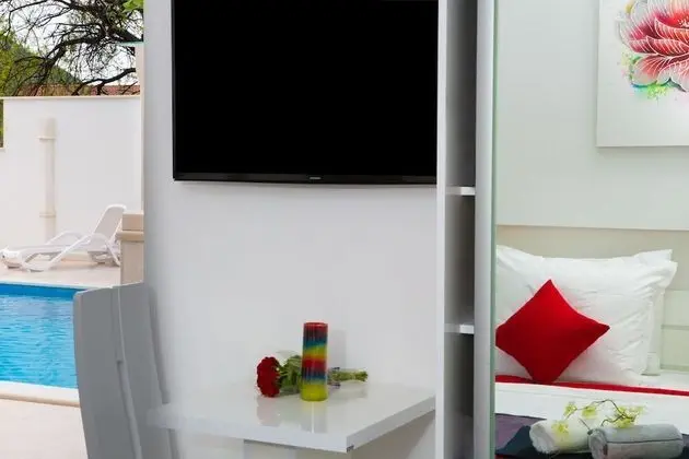 Villa, 4 Yatak Odası, Kişiye Özel Havuzlu, Deniz Manzaralı