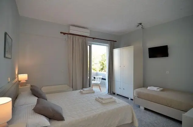 Üç Kişilik Oda, Balkon