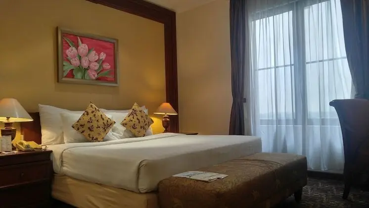 Deluxe Tek Büyük Yataklı Oda