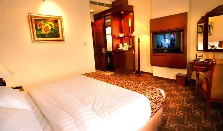 Deluxe Tek Büyük Yataklı Oda
