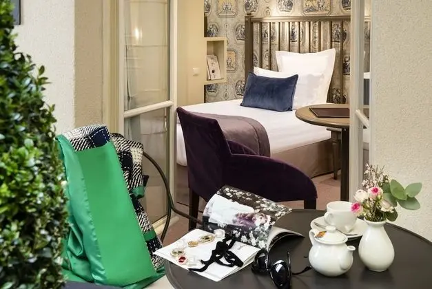 Tek Kişilik Oda, Avlu Manzaralı, Zemin Kat