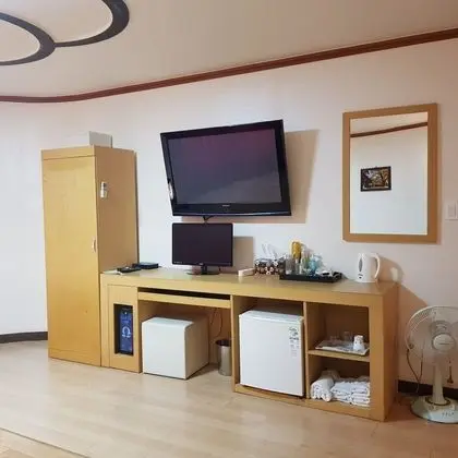 Standard Ondol Room