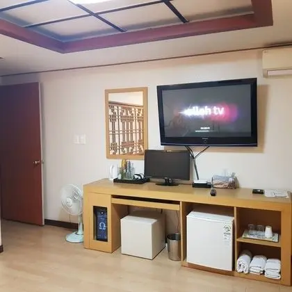 Standard Ondol Room