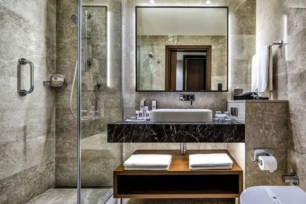 Deluxe Tek Büyük veya İki Ayrı Yataklı Oda, Deniz Manzaralı