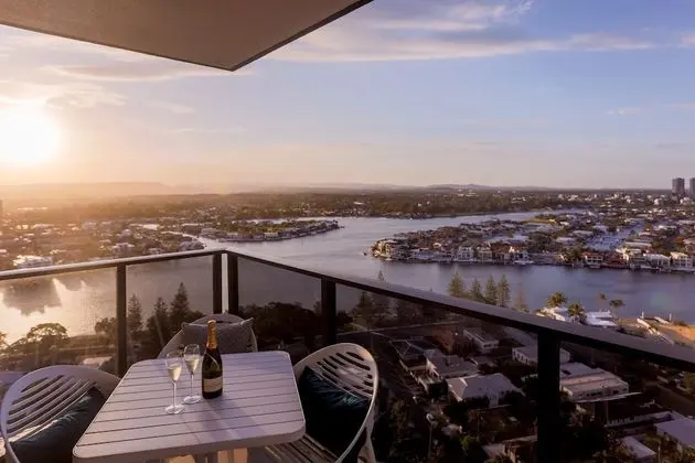 Three Bedroom Apartment Ocean View
