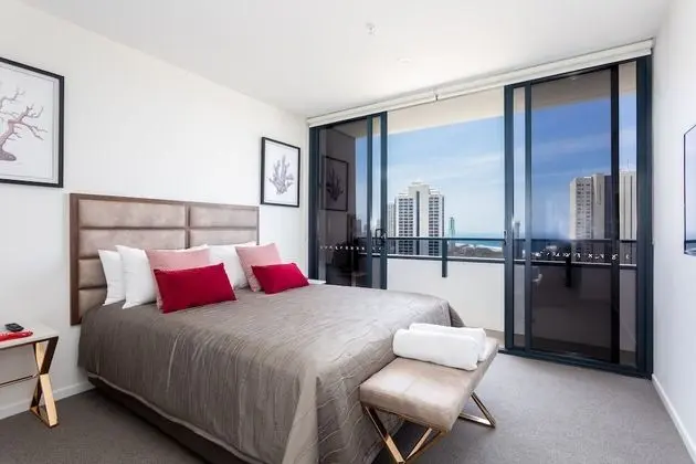 Three Bedrooms Apartment