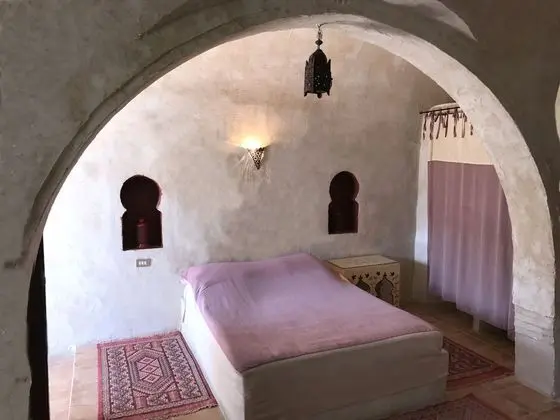 Tek Büyük Yataklı Oda, Sigara İçilmez