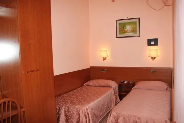 İki Ayrı Yataklı Oda, 1 Yatak Odası, Özel Banyo