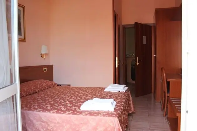 İki Ayrı Yataklı Oda, 1 Yatak Odası, Özel Banyo