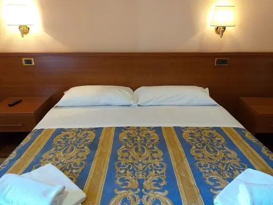 Tek Büyük veya İki Ayrı Yataklı Oda, Özel Banyo