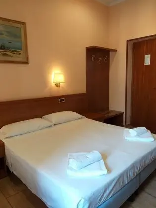 Tek Büyük veya İki Ayrı Yataklı Oda, Özel Banyo (22)