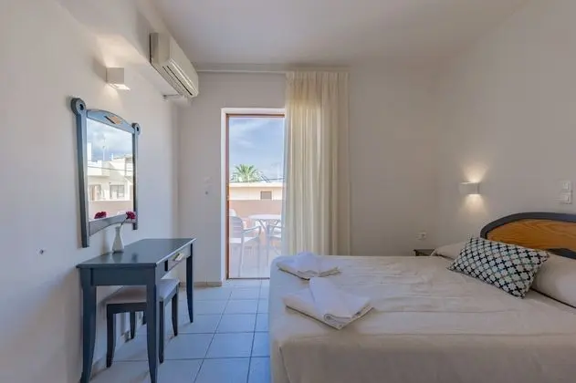 Stüdyo, Kısmi Deniz Manzaralı