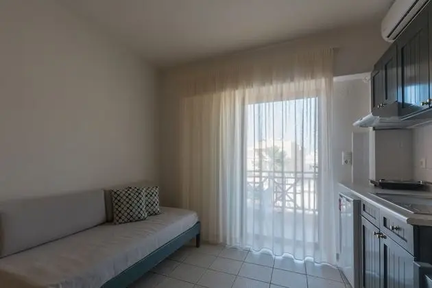 Stüdyo, Kısmi Deniz Manzaralı