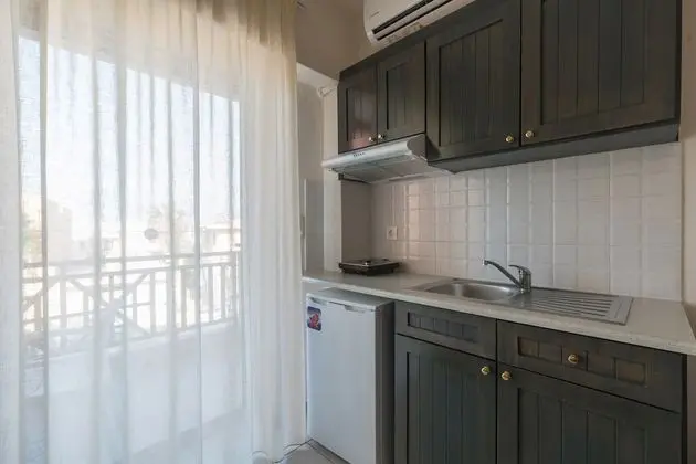 Stüdyo, Kısmi Deniz Manzaralı