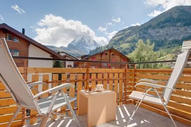 Deluxe Tek Büyük Yataklı Oda, Balkon, Dağ Manzaralı (Matterhorn)