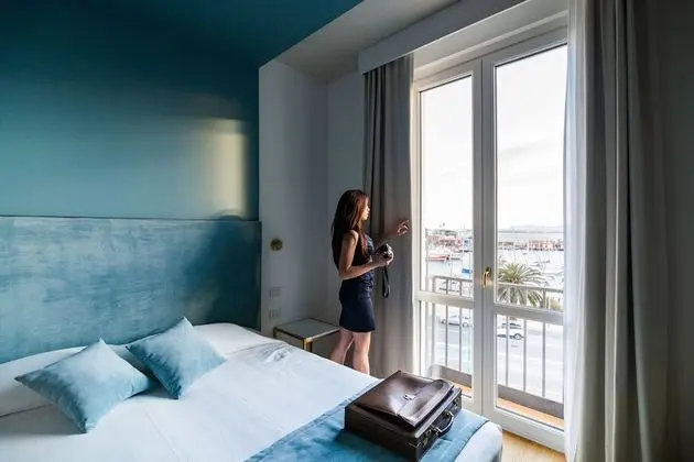 Design Tek Büyük veya İki Ayrı Yataklı Oda, Balkon, Deniz Manzaralı