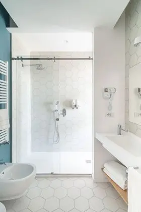 Design Tek Büyük veya İki Ayrı Yataklı Oda, Balkon, Deniz Manzaralı