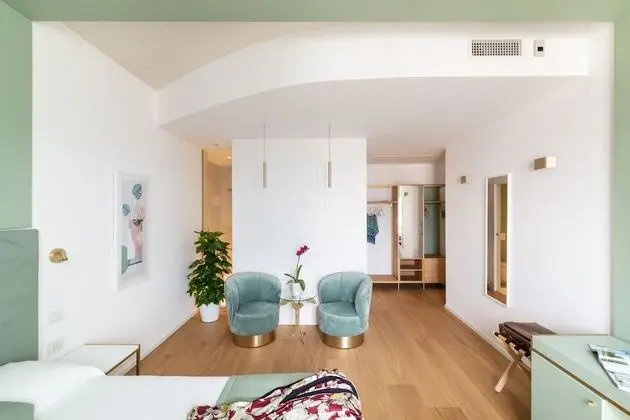 Junior Süit, Balkon, Deniz Manzaralı