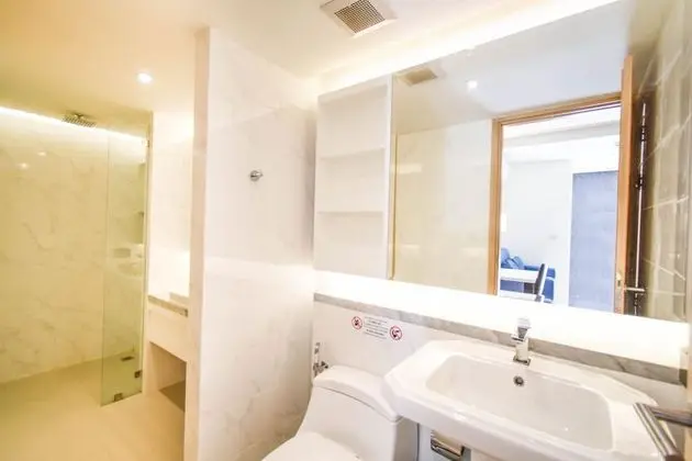 1 Bedroom with Private Pool