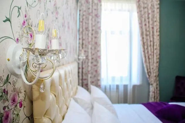 Superior Tek Büyük veya İki Ayrı Yataklı Oda