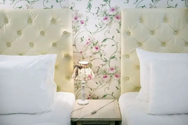 Superior Tek Büyük veya İki Ayrı Yataklı Oda