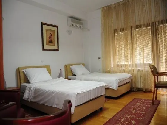 Çift ​​kişilik Standard