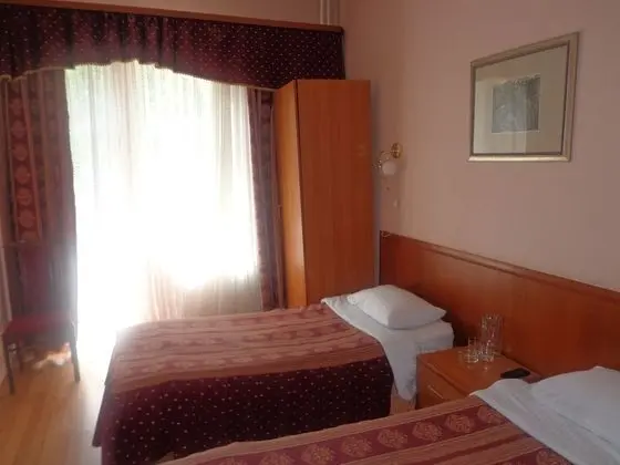 Economy İki Ayrı Yataklı Oda, Kule