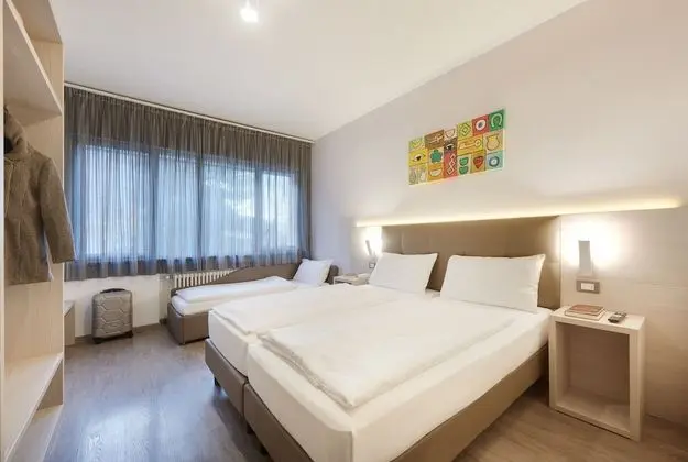 Classic Üç Kişilik Oda