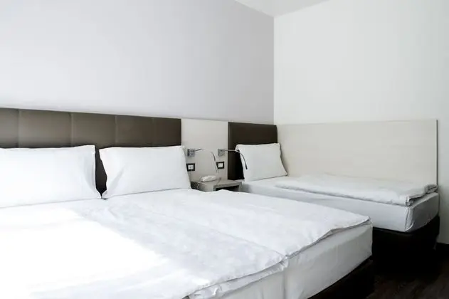 Classic Üç Kişilik Oda