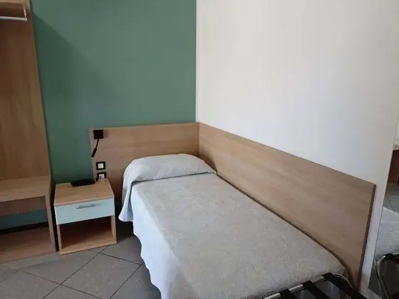 İki Ayrı Yataklı Oda (con balconino)