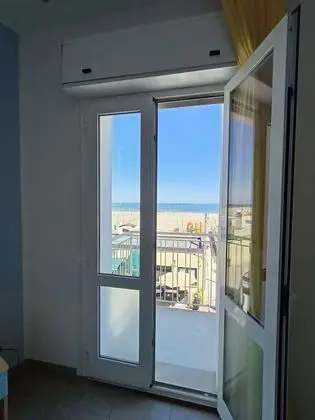 Tek Büyük Yataklı Oda, Deniz Manzaralı (Matrimoniale)