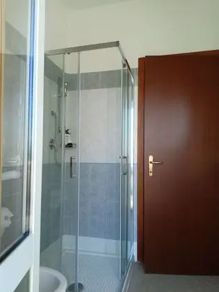 Tek Büyük Yataklı Oda, Deniz Manzaralı (Matrimoniale)