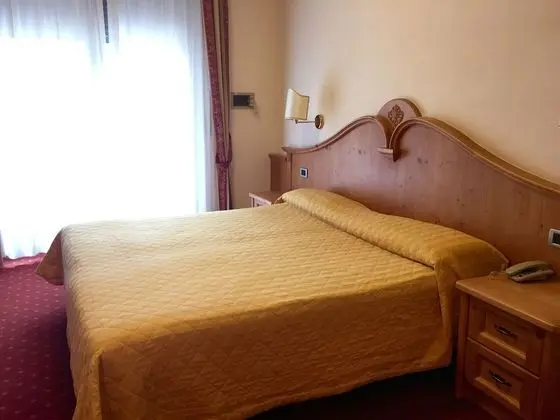 Tek Büyük veya İki Ayrı Yataklı Oda, Balkon (Dolomiti)