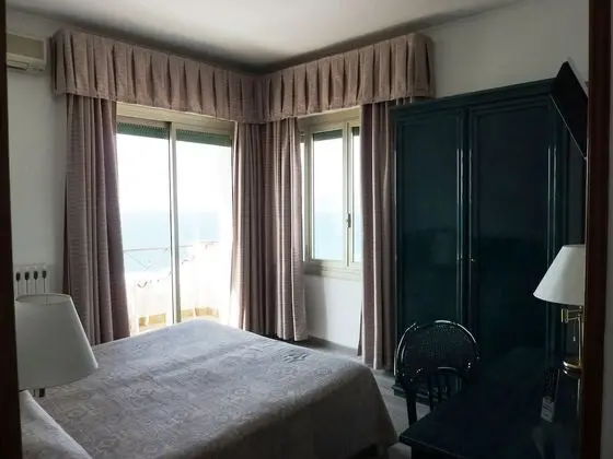 Superior Tek Büyük Yataklı Oda