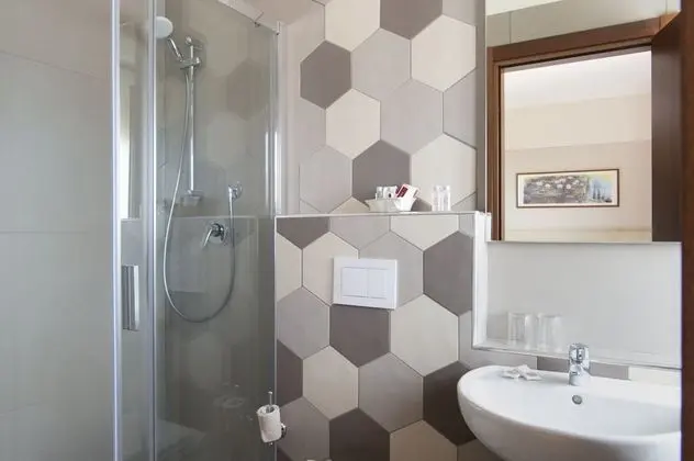 Superior Tek Büyük Yataklı Oda