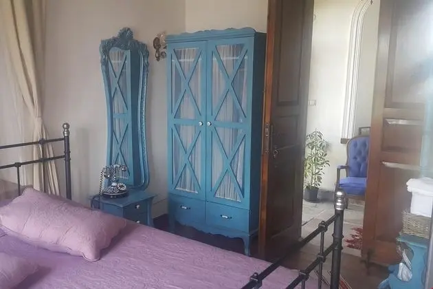 Deluxe triple room-1